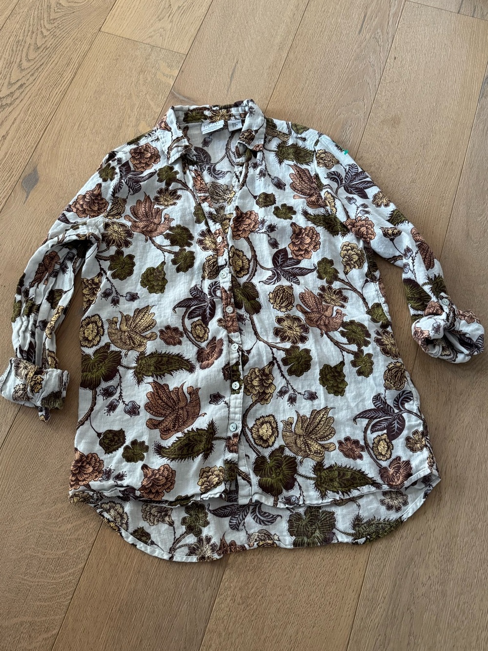 Nicole Miller 100% Linen Button Up Medium